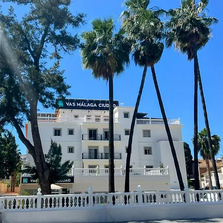 بيت ضيافة Vas Ciudad مالقة